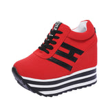 I Casual Lace Up Sneaker Canvas